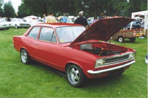 Members Cars 1 - Colin's V8 HB