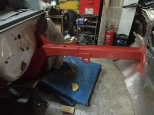 Andy's GT 5 - chassis leg repaired