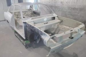 Andy's GT 7 - In the paint booth